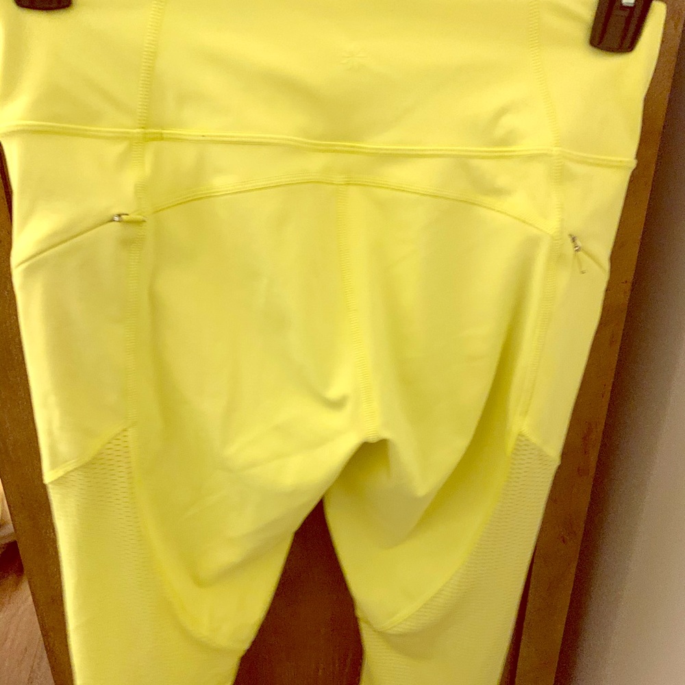 Athleta workout capri